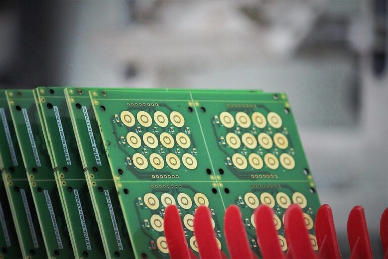 pcb 2655765 960 720